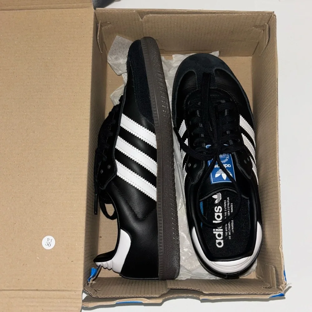 Adidas Samba OG - Picture 1 of 12